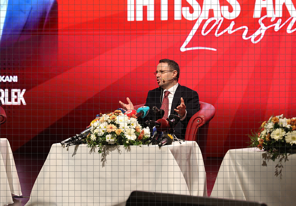 Adalet Bakanı Gürlek: Sosyal Medyada Gerçek Kimlikle Hesap Açılacak