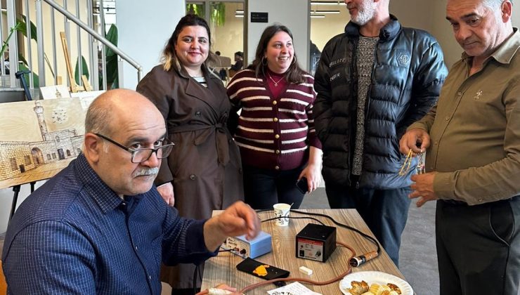 Dicle Üniversitesi’nde Ahşap Yakma Sanatı Yoğun İlgi Gördü