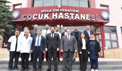 Diyarbakır D.Ü Hastanerinde Minik Hastalara Kanser Haftası Moral Etkinliği