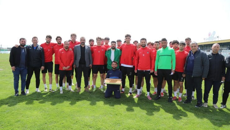 DTSO’dan Diyarbekirspor’a moral ziyareti: “Bu takım yalnız değil”