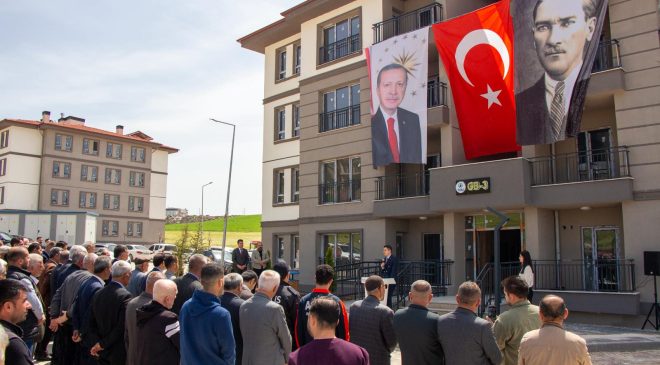 Çınar’da Yeniden İnşa Süreci Meyvesini Verdi