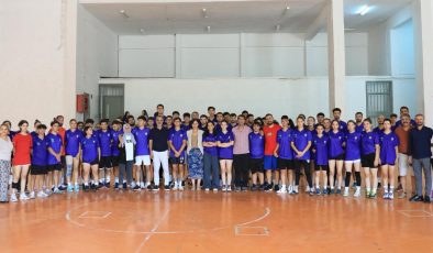 Kayapınar’dan Gençlere Büyük Destek