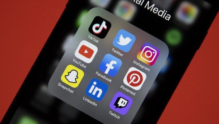 Starmer: Sosyal medyanın bağımlılık oluşturan kaydırma sistemleri kaldırılmalı