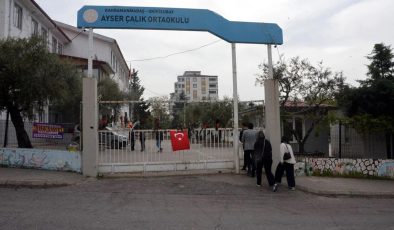 Kahramanmaraş’ta okul geçici olarak başka binaya taşındı