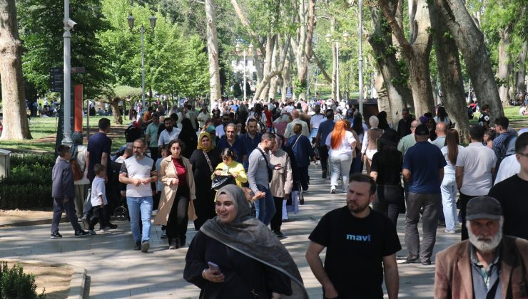 Kurban Bayramı tatilinin son gününde tarihi yarımadada yoğunluk zirveye çıktı
