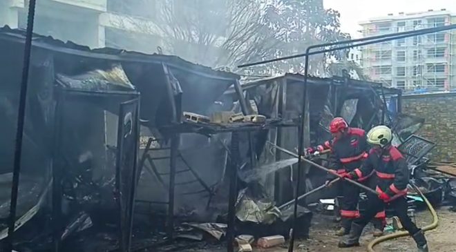 Malatya’da işçilerin kaldığı konteynerlerde yangın