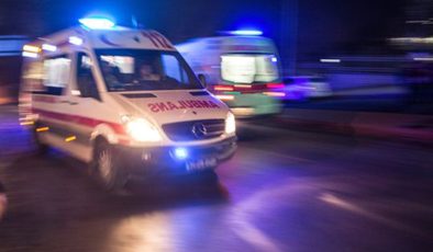 Mersin’de öğrenci servisi devrildi: 17 yaralı