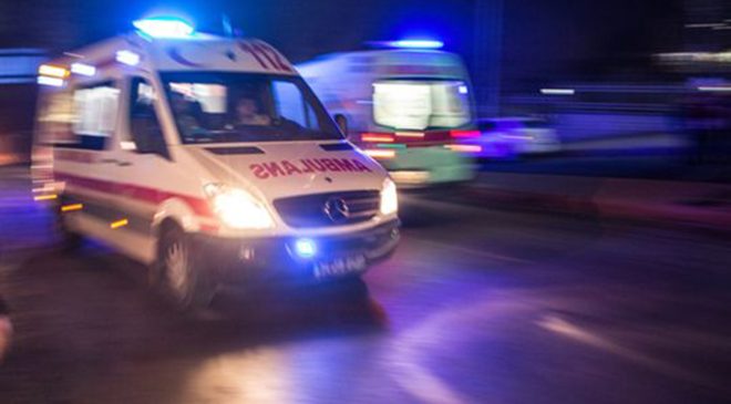 Mersin’de öğrenci servisi devrildi: 17 yaralı