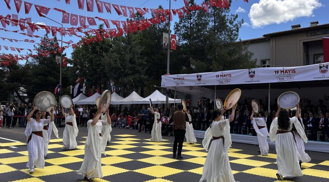 Diyarbakır’da 19 Mayıs Coşkusu: Gençlerden Nefes Kesen Gösteriler