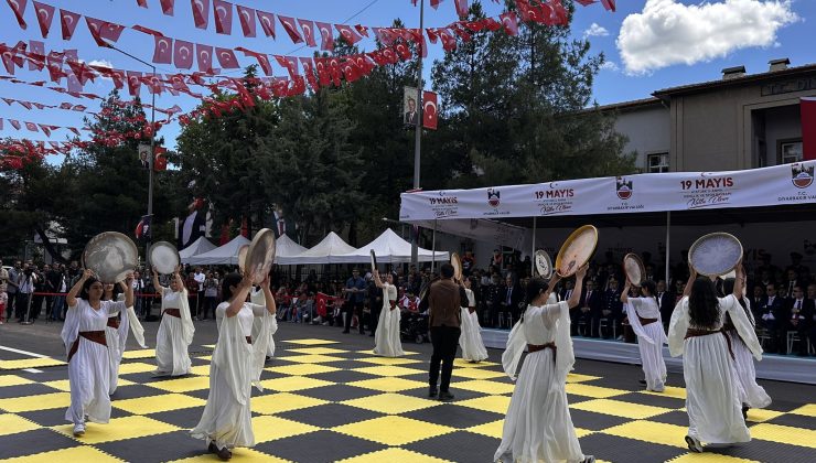 Diyarbakır’da 19 Mayıs Coşkusu: Gençlerden Nefes Kesen Gösteriler