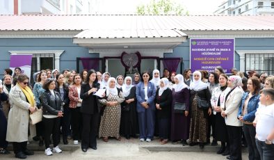 Kayapınar’da Huzurevleri Kadın Yaşam Merkezi Açıldı