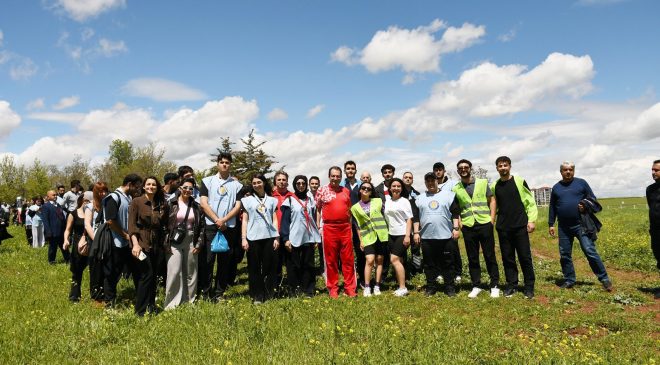 Dicle Üniversitesi’nde Pedallar Dayanışma İçin Döndü