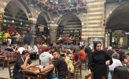 Diyarbakır’ın Tarihi Mekanları Yerli ve Yabancı Ziyaretçileri Büyülüyor
