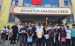 Diyarbakır’da Mehmetçik Anadolu Lisesi’nde 19 Mayıs Coşkusu