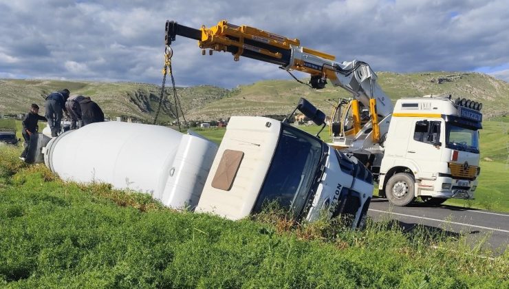 Silvan’da Korku Dolu Anlar: Beton Mikseri Tarlaya Uçtu!
