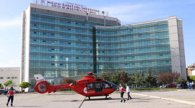 Malatya’da aniden fenalaşan hasta için ambulans helikopter devreye girdi