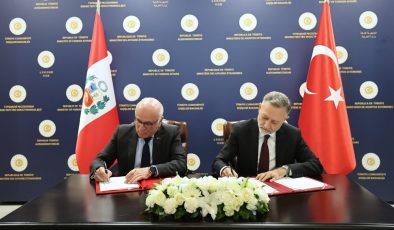 Türkiye ve Peru arasında 3 anlaşma imzalandı