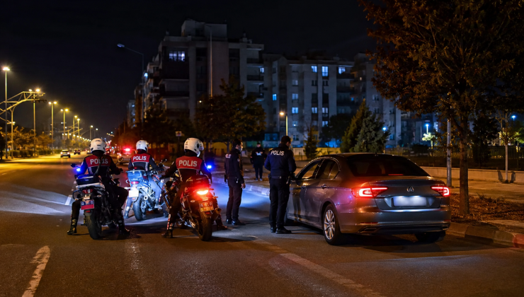 Diyarbakır’da Polisten Kaçan Baba ve Oğlu Tutuklandı
