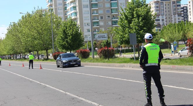 Diyarbakır’da Drone, İHA, helikopter ve binlerce personel görevde