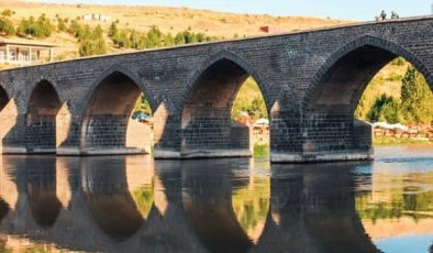 10 Gözlü Köprü Tartışması Yeniden Alevlendi: İşletmelerden Büyükşehir Belediyesine Tepki