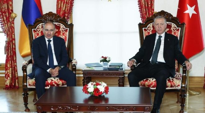 Cumhurbaşkanı Erdoğan, Ermenistan Başbakanı Paşinyan ile görüştü