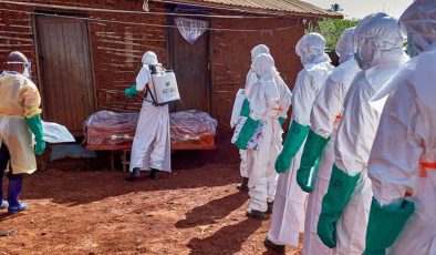 Ebola salgını hızla yayılıyor