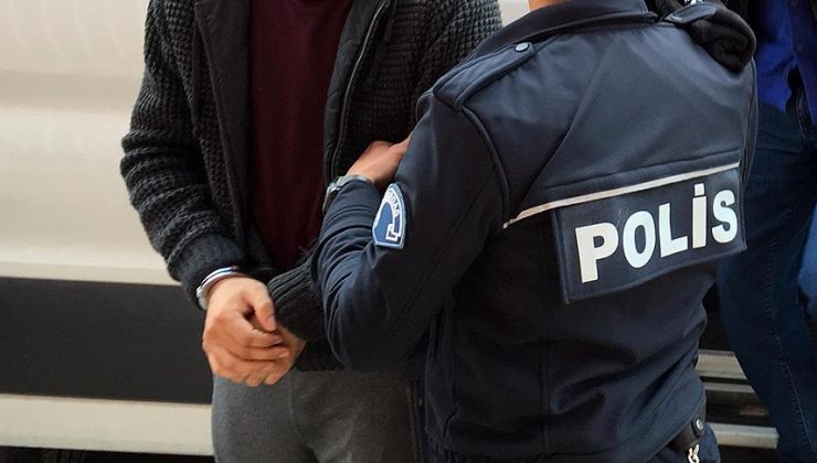 Aralarında polis ve avukatların da olduğu 50 şüpheli gözaltında
