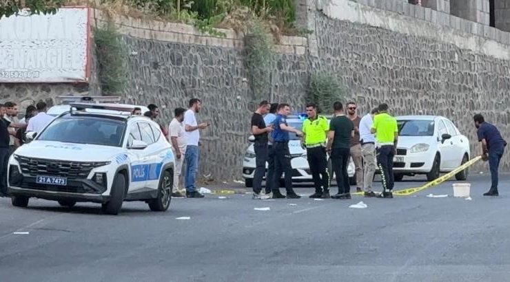Diyarbakır’da Tartışma Kanlı Bitti