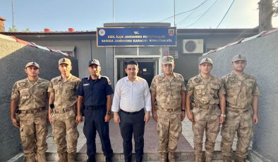 Eğil Kaymakamı Murat Çürük’ten Sarıca Jandarma Karakolu’na Ziyaret