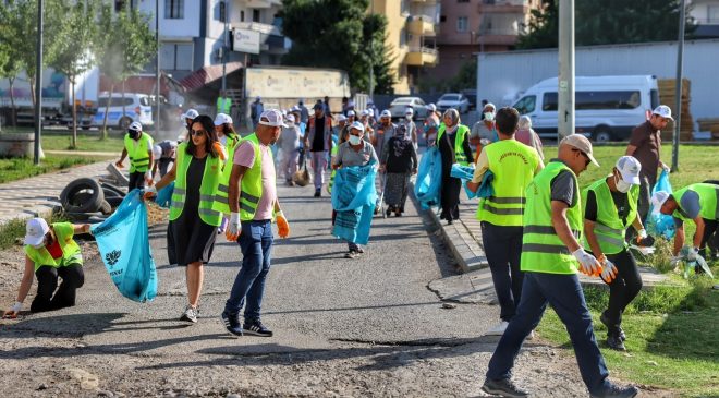 Kayapınar’da Hem sokaklar temizlendi hem geri dönüşüm bilinci güçlendirildi