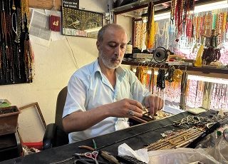 Diyarbakır’da 45 Yıllık Tespih Kültürü: Ustalığıyla Yeni Nesiller Yetiştiriyor
