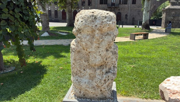 Diyarbakır Müzesi’nde Tarihin İzleri: Sargon Heykelleri Ziyaretçileri Binlerce Yıl Öncesine Götürüyor
