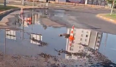 Kayapınar’ın Kalbinde Su Kaçağı: Sürücüler de Vatandaşlar da Tepkili