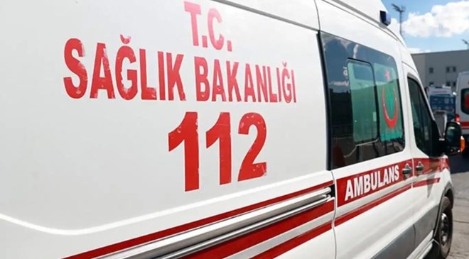 Sivas’ta yolcu minibüsü şarampole devrildi: 4 ölü, 10 yaralı