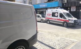 Park edilen araçlar ambulansın hastaya ulaşmasını engelledi