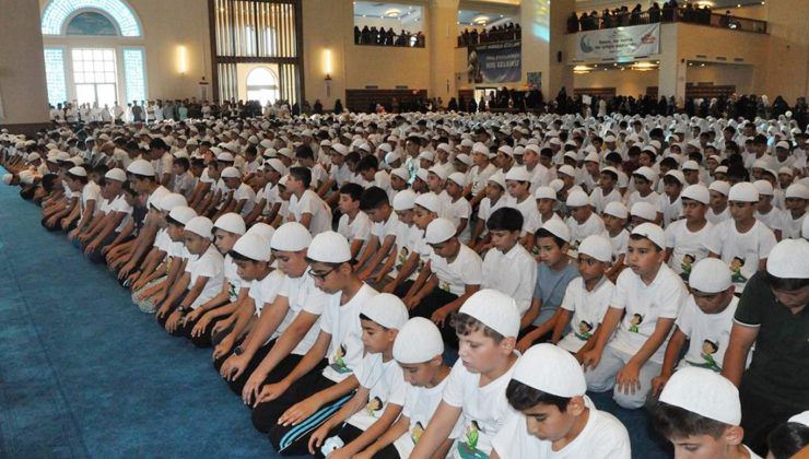 On binlerce çocuğu namaz sevgisiyle buluşturacak program yeniden başlıyor