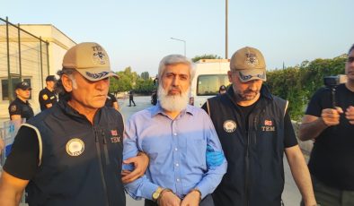 Adana’da Alparslan Kuytul ve eşi Semra Kuytul Gözaltına alındı