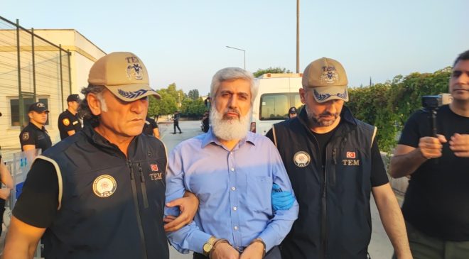 Adana’da Alparslan Kuytul ve eşi Semra Kuytul Gözaltına alındı
