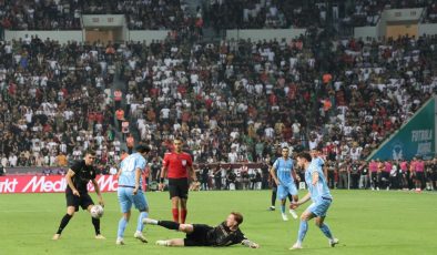 Diyarbakır’da tarihi gece! Amedspor’dan Trabzonspor karşısında 2-1’lik zafer