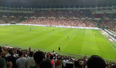 Amedspor’dan Süper Lig’e muhteşem başlangıç: Erzurumspor’u 3-0 geçti