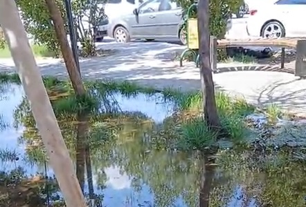 Gazi Yaşargil Hastanesi’nin bahçesi gölete döndü