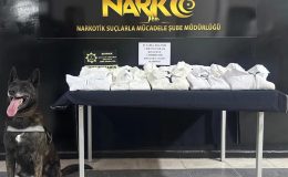 Şırnak’ta kıyafetlere emdirilmiş 7 kilo metamfetamin ele geçirildi