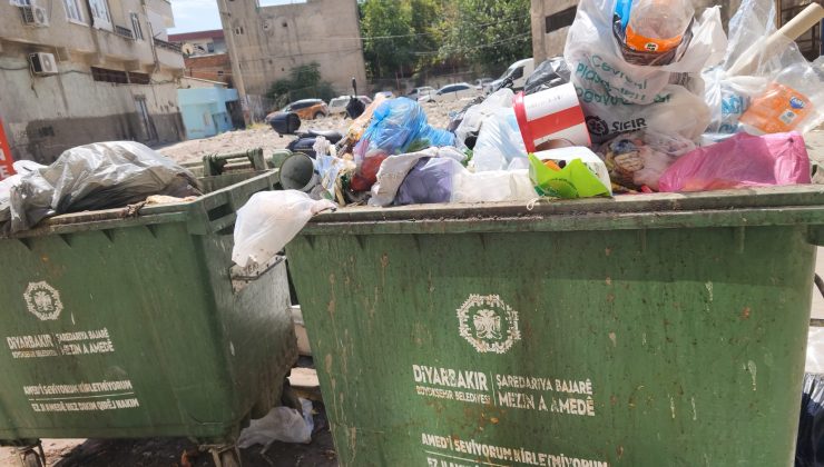 Bağlar’da çöp yığınları ve pislik kötü kokuya neden oluyor
