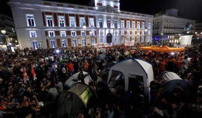 Konut krizi protestocuları Madrid’de çadır kampı kurdu