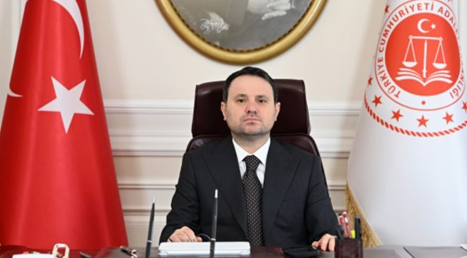 Bakan Gürlek: Usulsüz vatandaşlık soruşturmasında 72 şüpheli gözaltına alındı