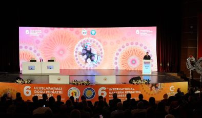 Dünyaca Ünlü Çocuk Hekimleri Diyarbakır’da Buluştu