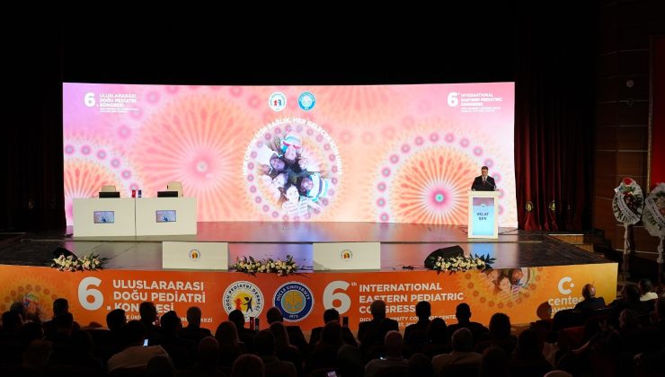 Dünyaca Ünlü Çocuk Hekimleri Diyarbakır’da Buluştu