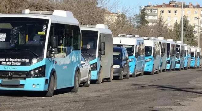 Diyarbakır’da özel halk minibüsleri halkı mağdur etti