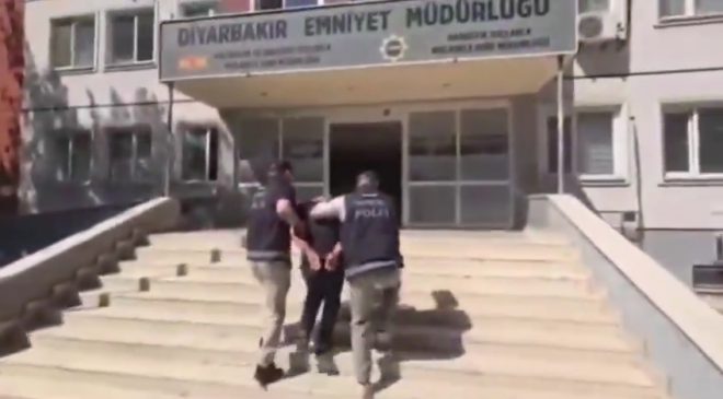 Diyarbakır’da araçtan 14 kilo 420 gram esrar çıktı: 1 tutuklama