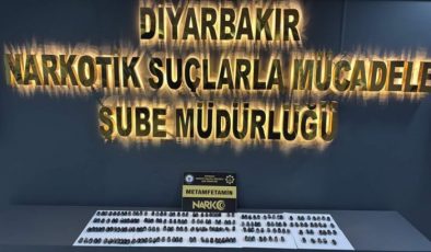 Midesinden 202 kapsül uyuşturucu çıktı: 2 şüpheli tutuklandı